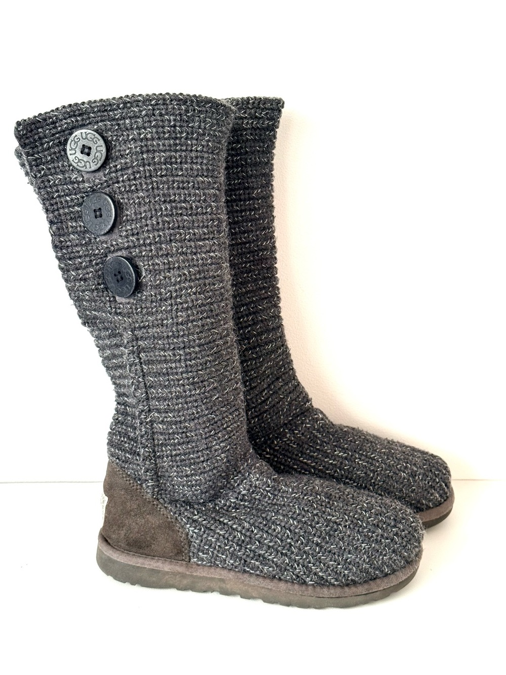 UGG Y2K Classic Cardy Slouchy Sweater Knit Bailey Logo Buttons Tall Boots Indie